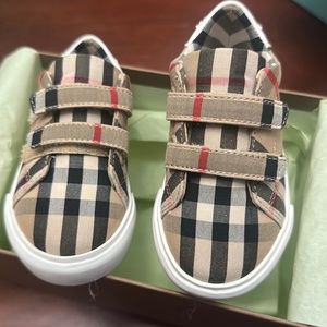 Burberry toddler sneakers
